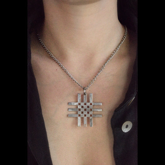 Family wisdom talisman