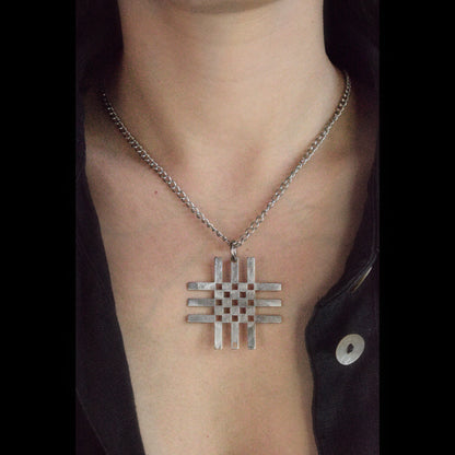Family wisdom talisman