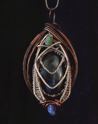 The Magician Pendant